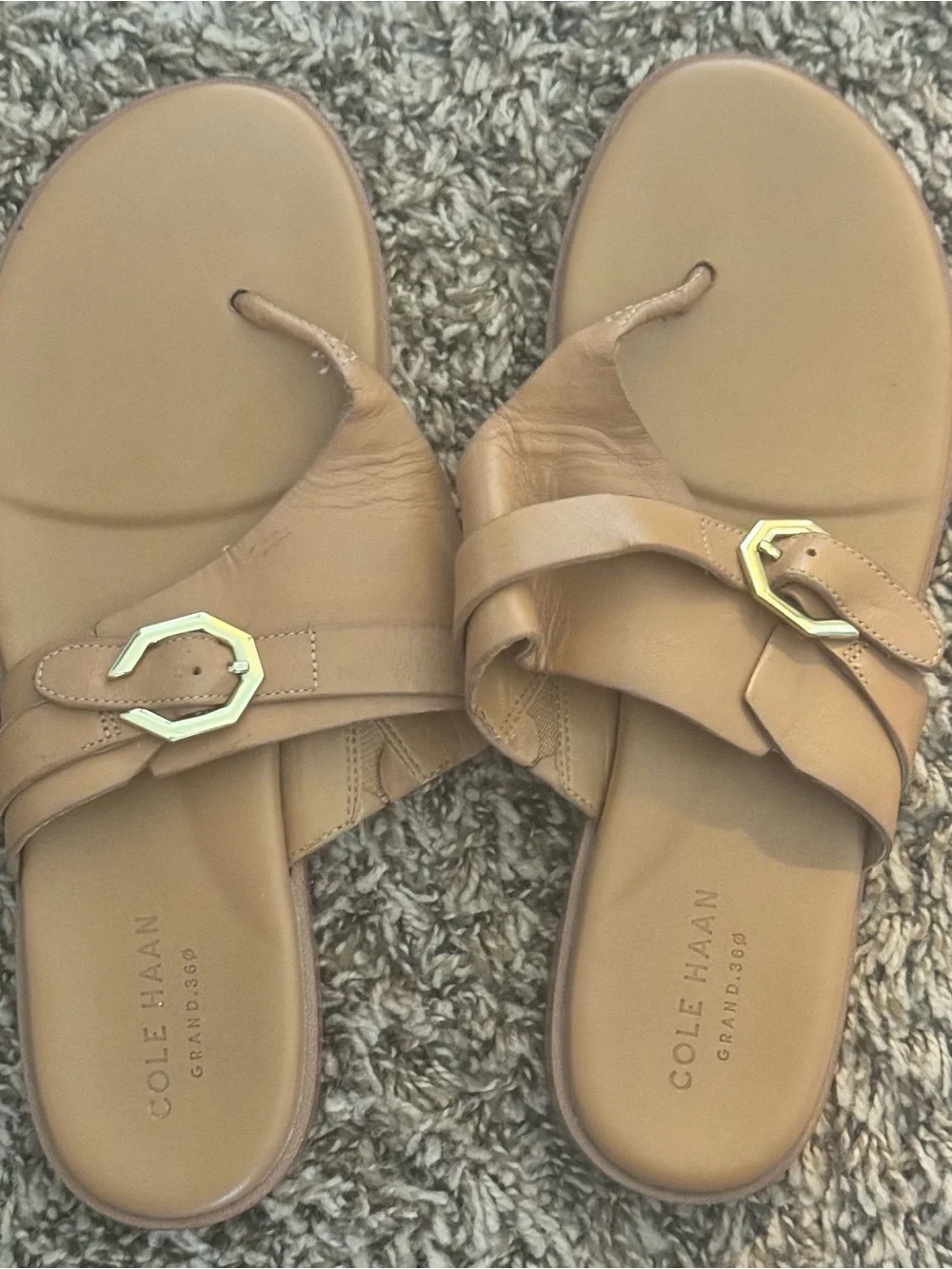 Title: Cole Haan Women’s Tan Leather Buckle Thong Slide Sandals Size 7B